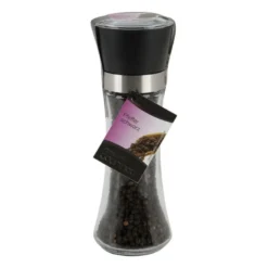 Zwarte peper met molen